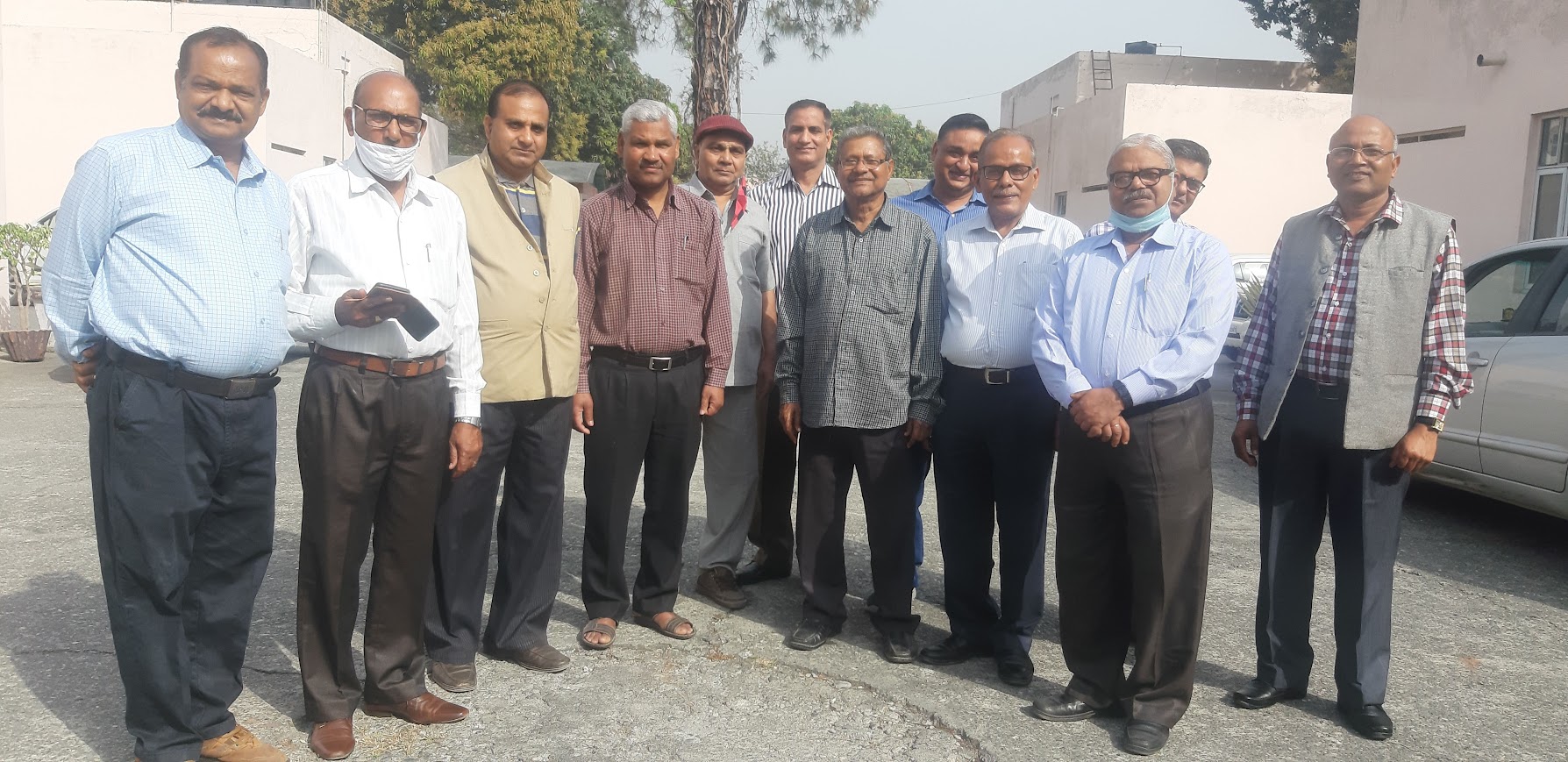Photo with Dr S.P. Singh former Puta President